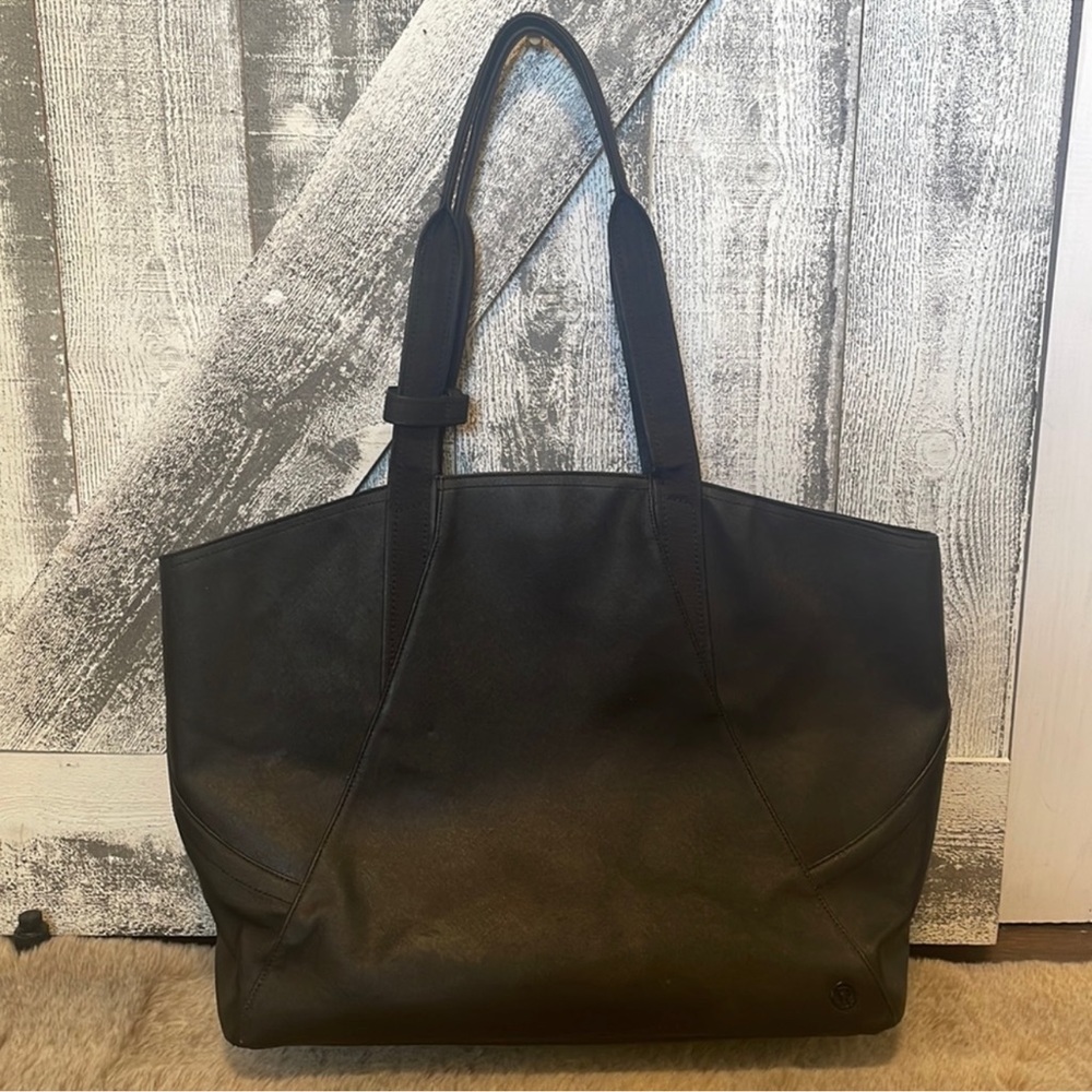 LULULEMON All Day Tote - Picture 4 of 16